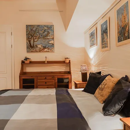 Art Lounge By Interhome